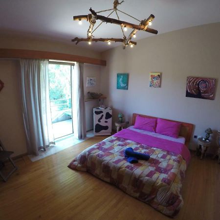 Relax In 'Crazy Farm' Villa Asprokhorion Exterior foto